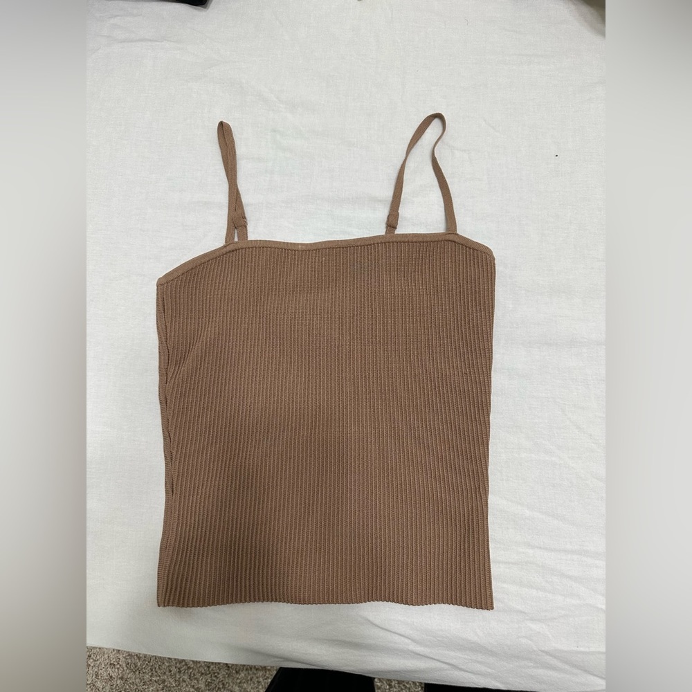 Babaton
Sculpt Knit Cami Tank